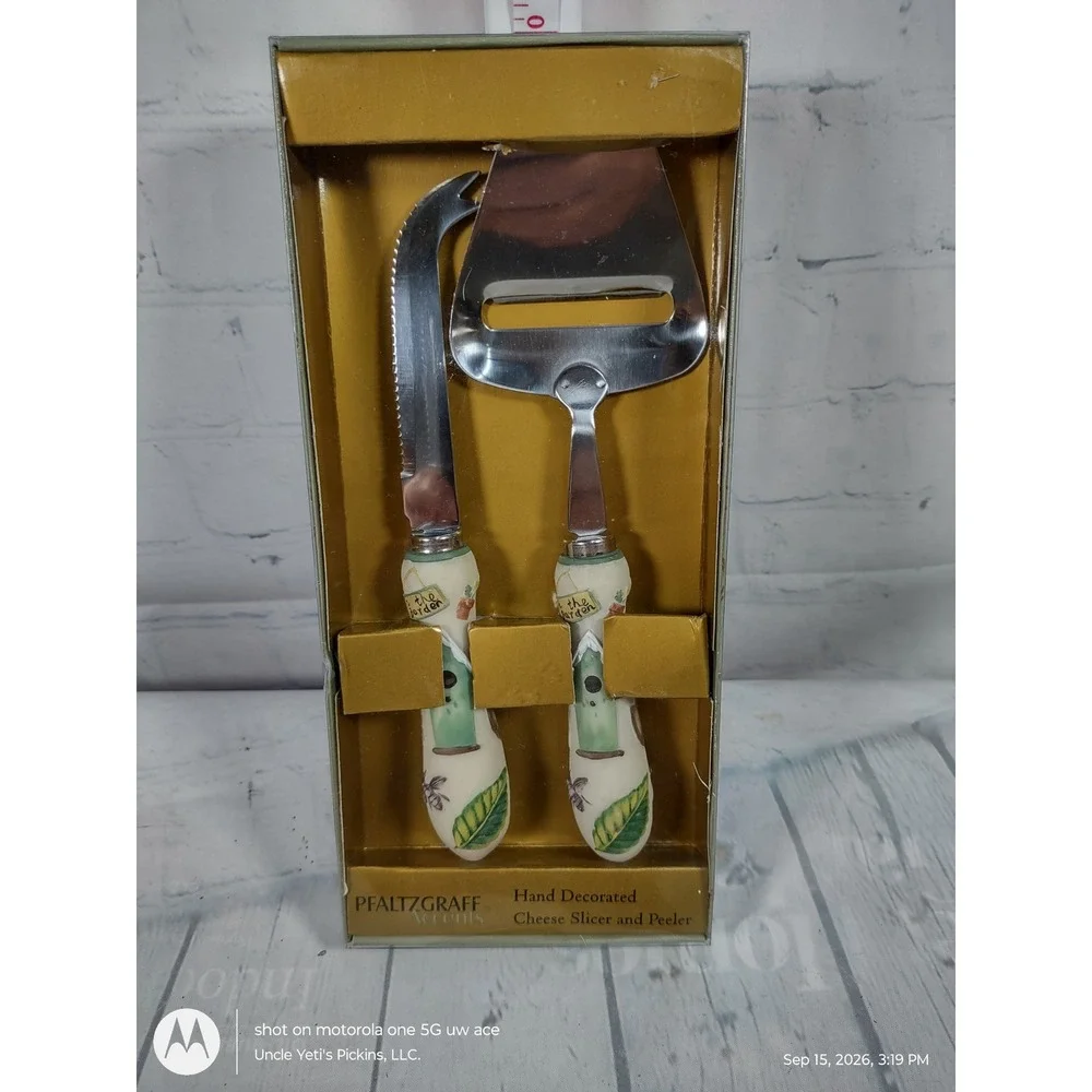 Pfaltzgraff Accents Garden Cheese Slicer and Peeler Set Birdhouse Bee Ceramic